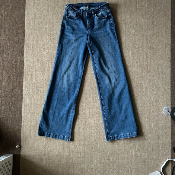 NYDJ's Wide Leg Jeans - Picture 12 of 12